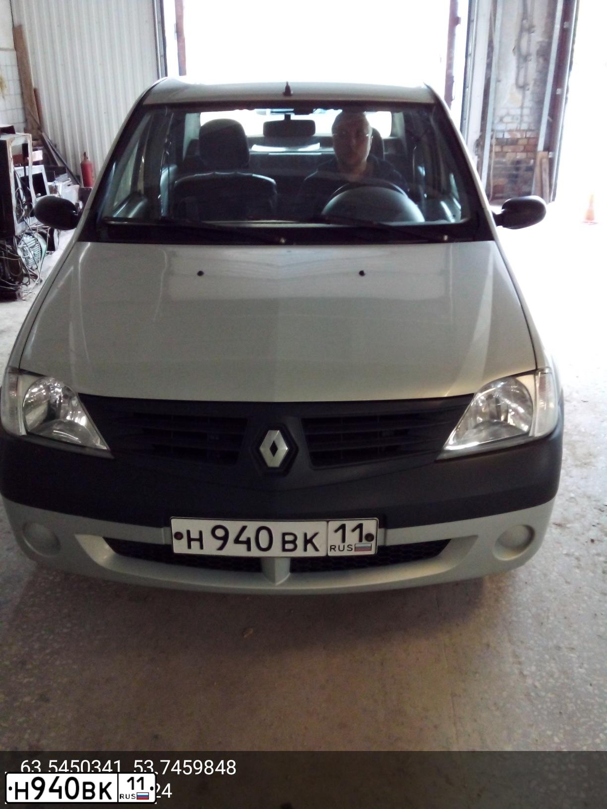 Фото автомобиля RENAULT LOGAN, 2006 — госномер Н940ВК11. Цвет: СЕРЫЙ