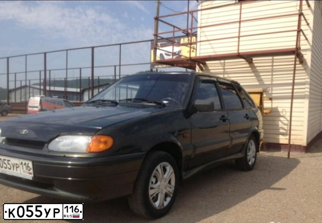 Фото автомобиля LADA 2114, 2006 — госномер Е890РУ702. Цвет: ЗОЛОТИСТО-ТЕМНО-ЗЕЛЕНЫЙ