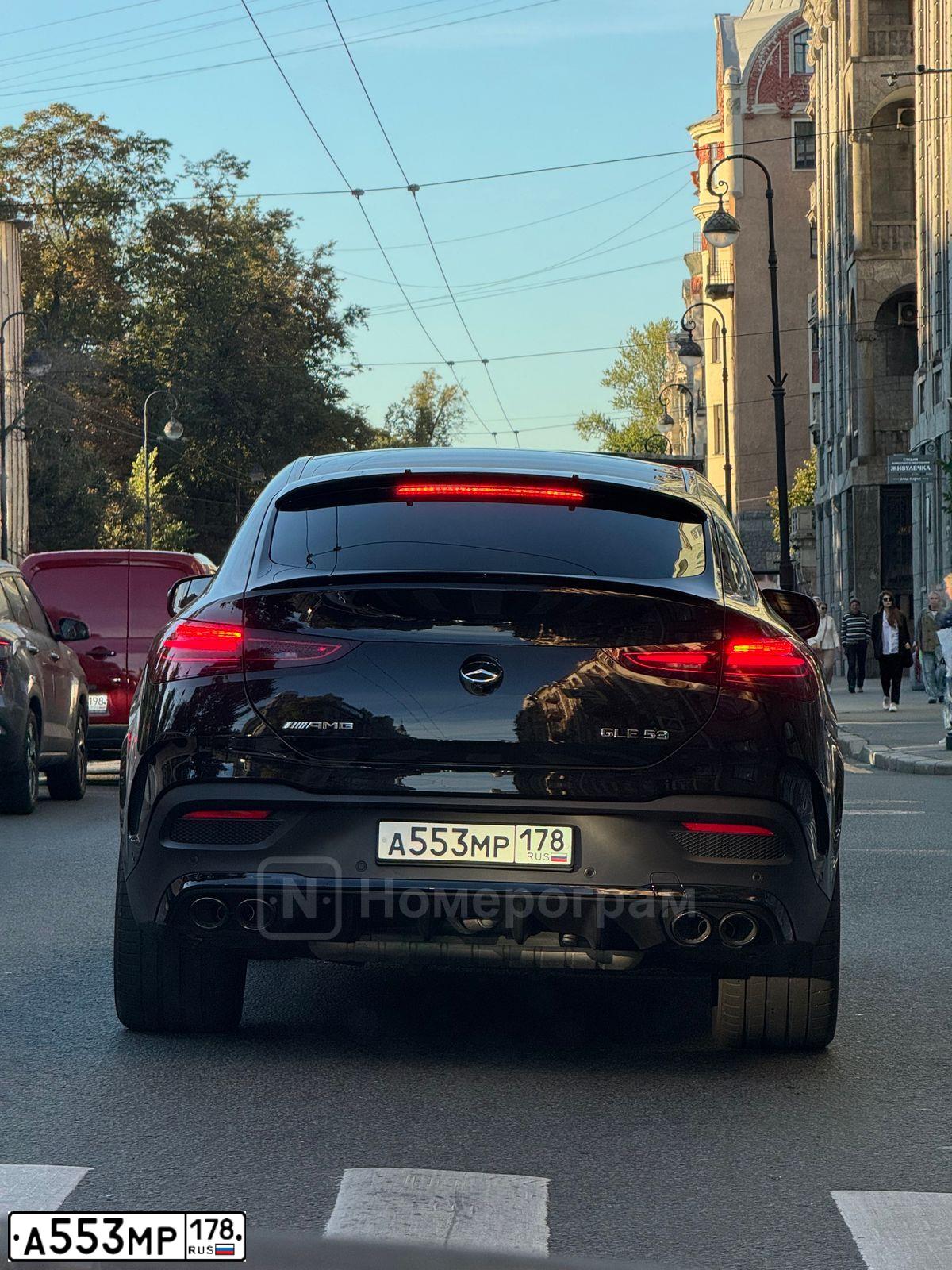 Фото автомобиля TOYOTA CAMRY, 2017 — госномер А553МР178. Цвет: ЧЕРНЫЙ МЕТАЛЛИК