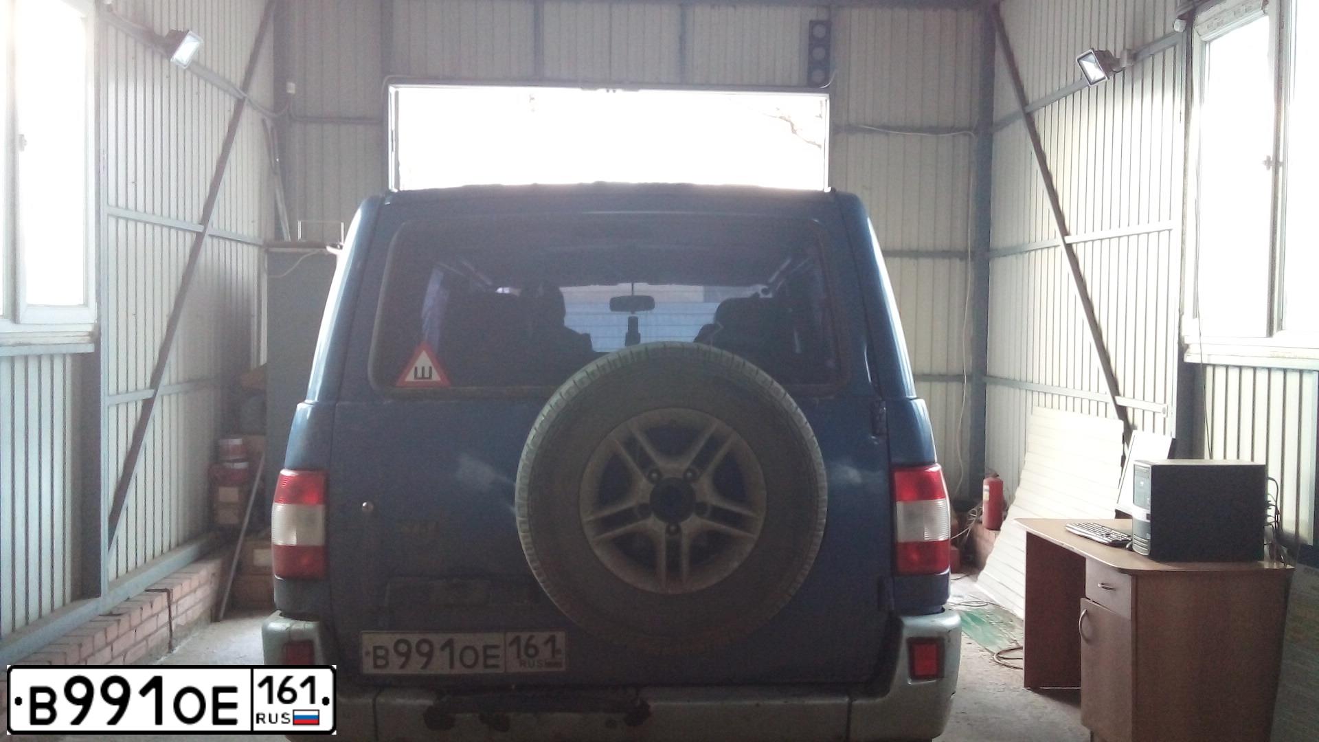 Фото автомобиля UAZ 3162 SIMBIR, 2001 — госномер В991ОЕ161. Цвет: Сапфир Металлик