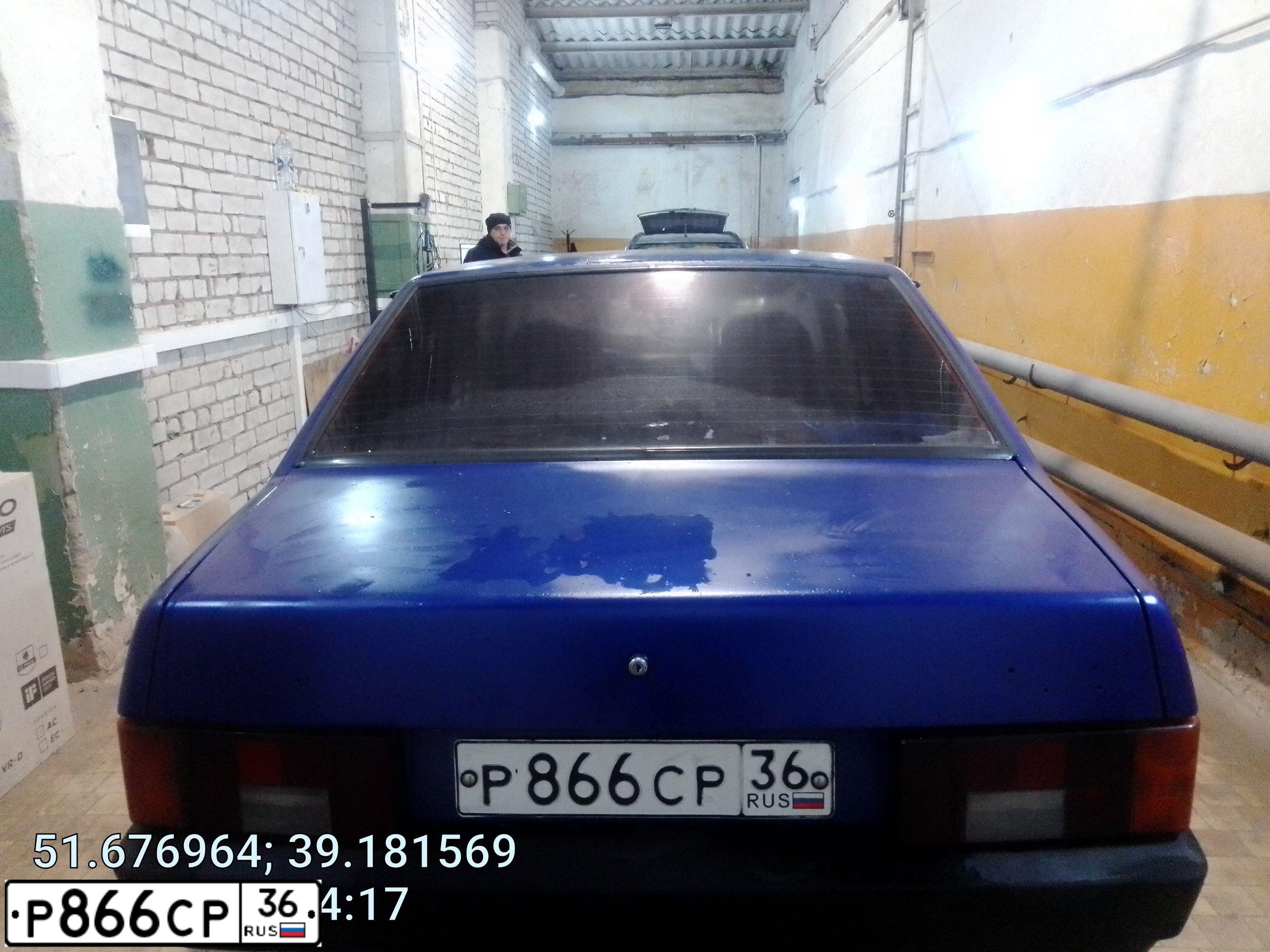 Фото автомобиля LADA 2109 SAMARA, 1998 — госномер Р866СР36. Цвет: СИНИЙ