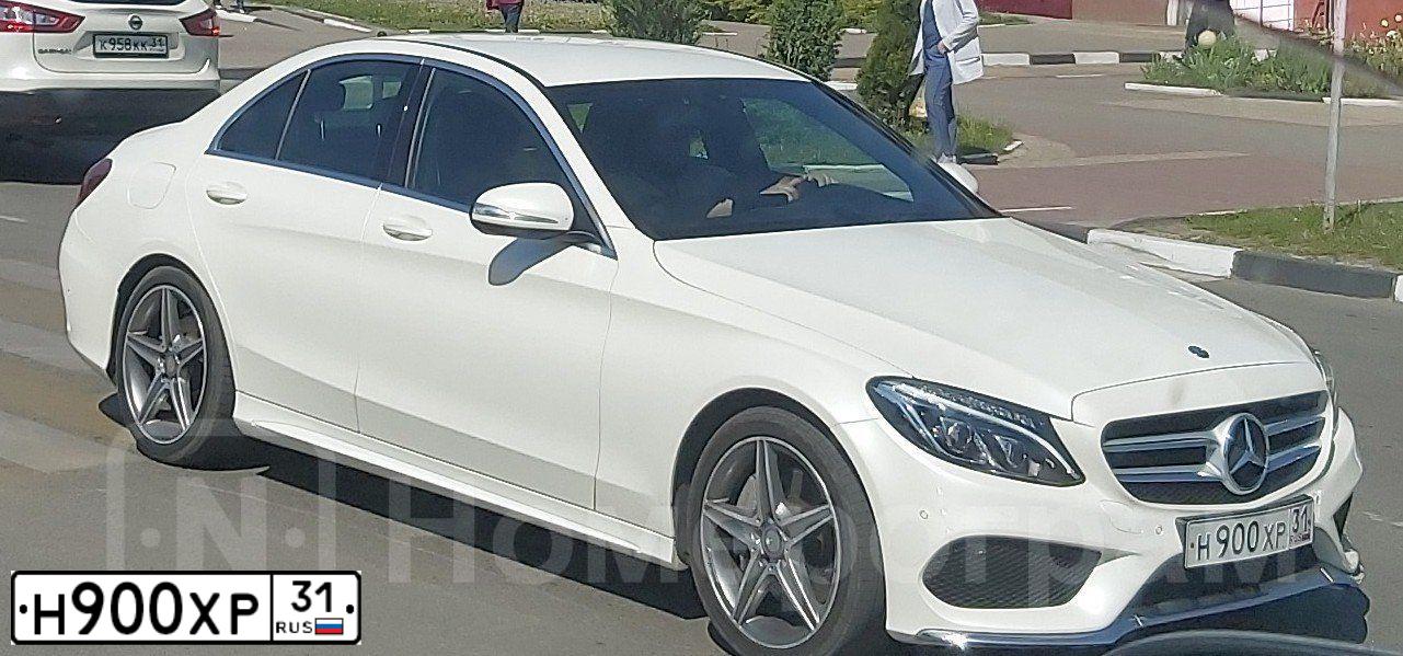Фото автомобиля MERCEDES C-KLASSE, 2014 — госномер Н900ХР31. Цвет: БЕЛЫЙ