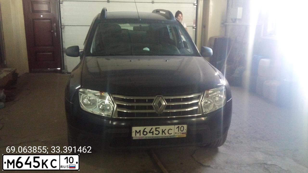 Фото автомобиля RENAULT DUSTER, 2014 — госномер А754ОМ147. Цвет: ЧЕРНЫЙ