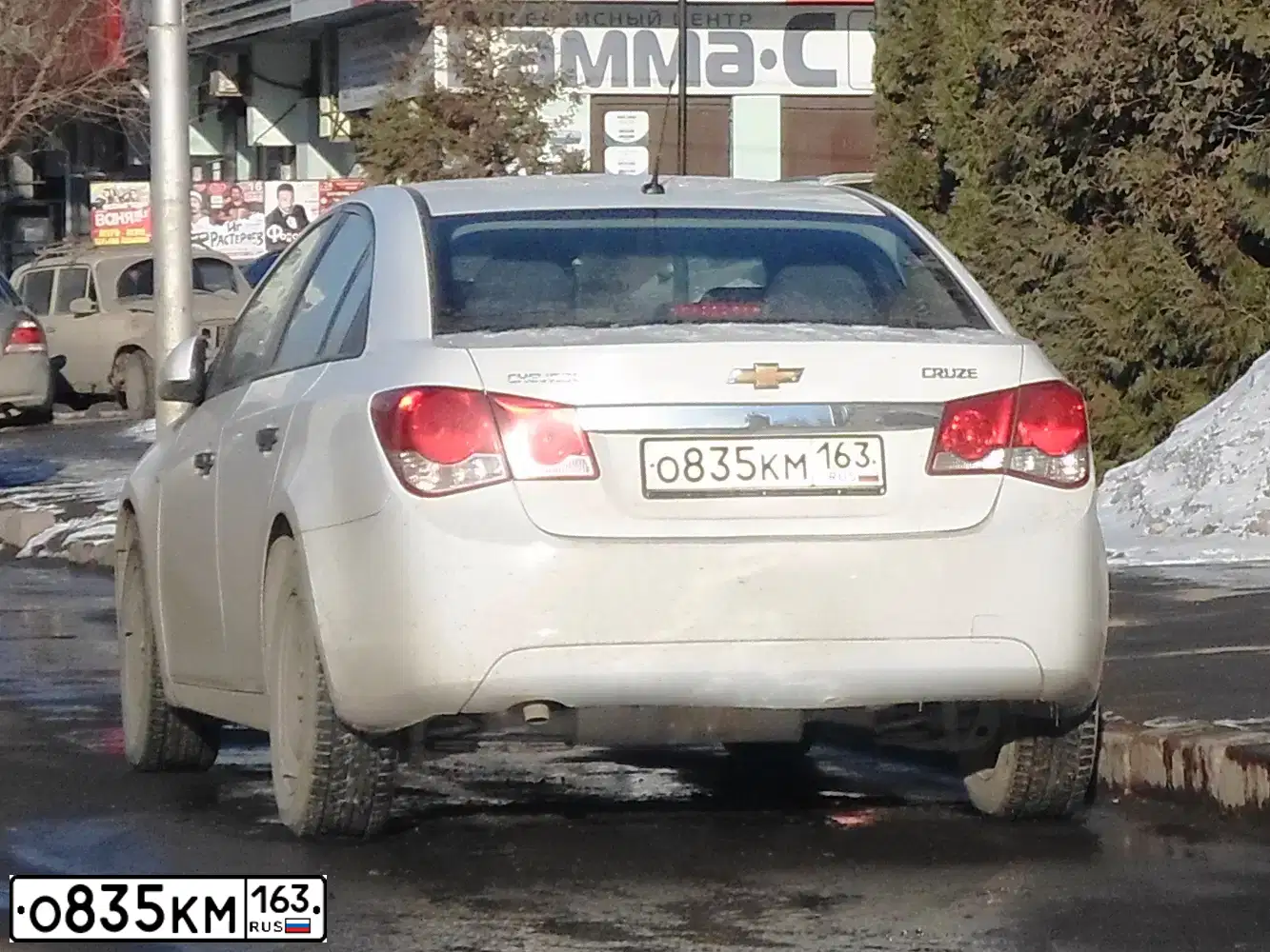 Фото автомобиля CHEVROLET CRUZE, 2010 — госномер О835КМ163. Цвет: БЕЛЫЙ