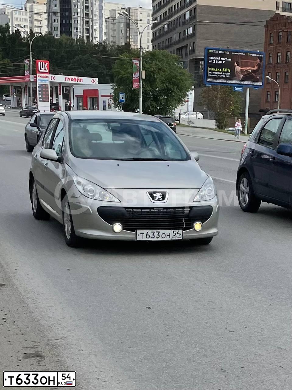 Фото автомобиля PEUGEOT 307, 2006 — госномер Т633ОН54. Цвет: СЕРЫЙ
