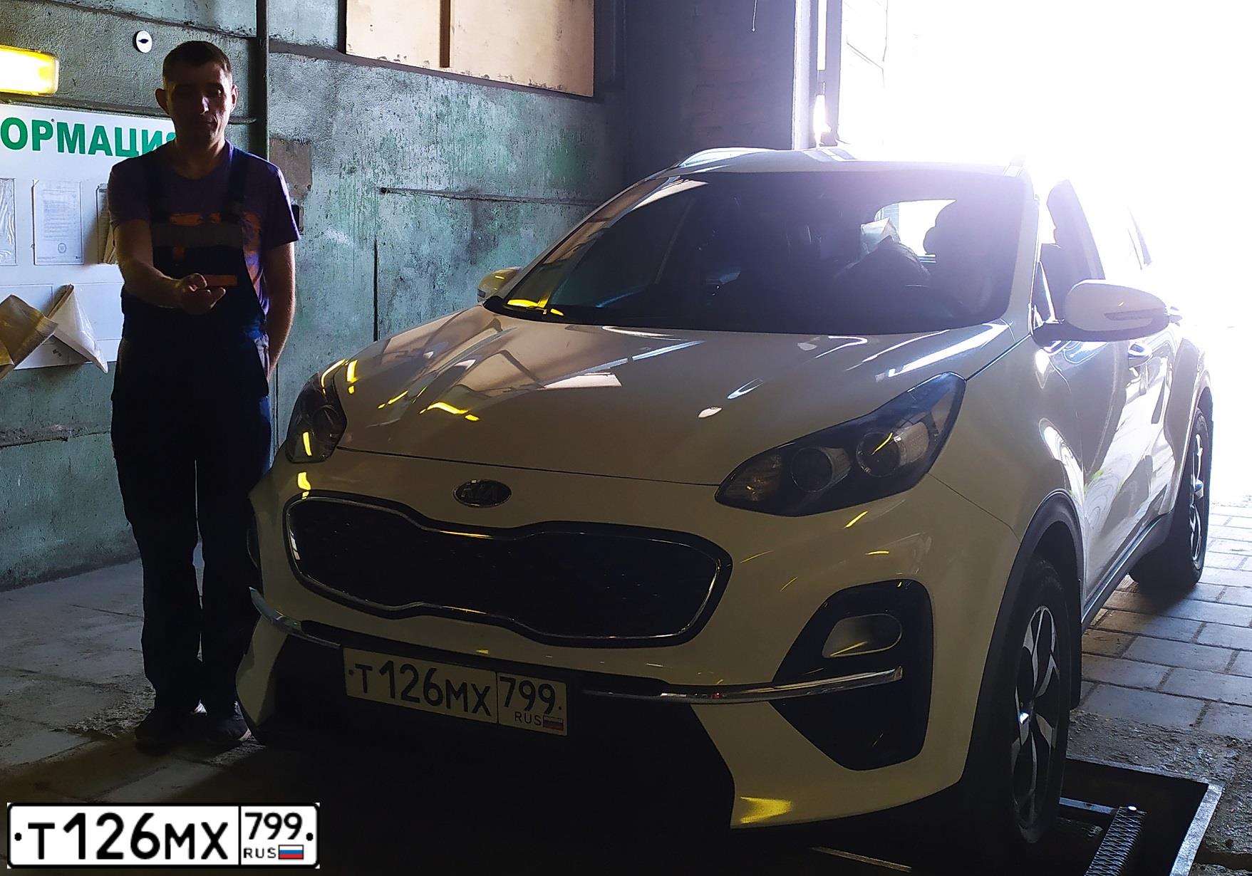 Фото автомобиля KIA SPORTAGE, 2018 — госномер В869СТ09. Цвет: БЕЛЫЙ