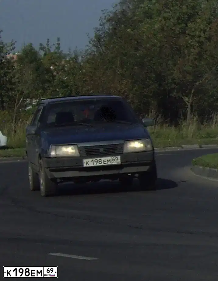 Фото автомобиля LADA 2109 SAMARA, 1995 — госномер М381КК77. Цвет: СЕРЫЙ ТЕМНЫЙ