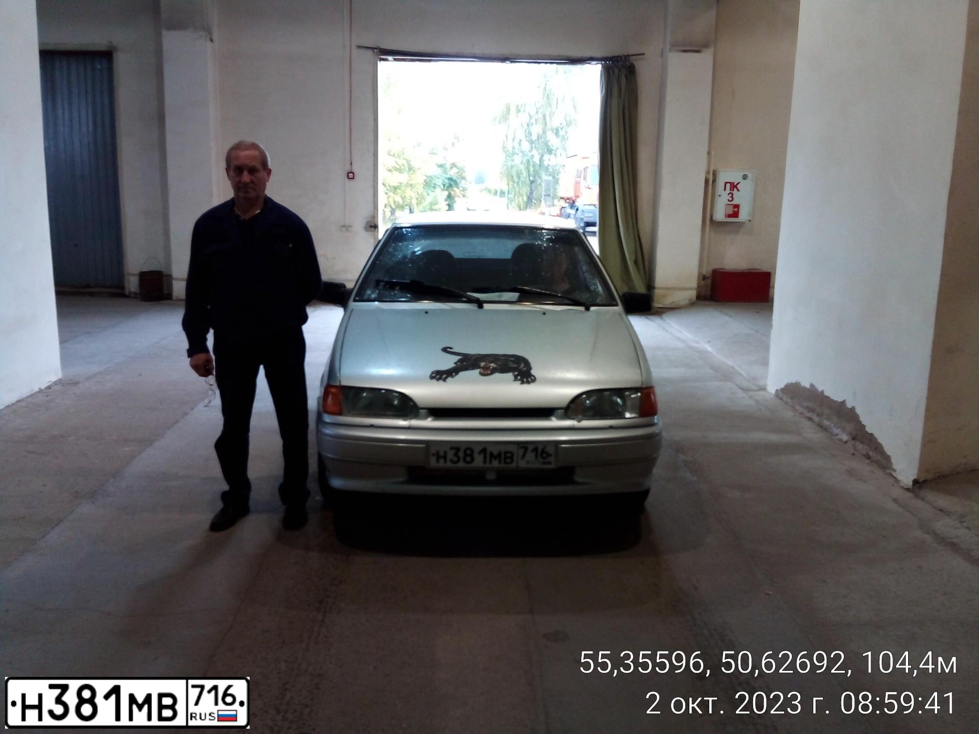 Фото автомобиля LADA 2114 SAMARA, 2006 — госномер Н381МВ716. Цвет: СЕРЕБРИСТЫЙ МЕТАЛЛИК