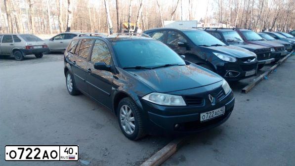 Фото автомобиля RENAULT MEGANE, 2009 — госномер О722АО40. Цвет: ТЕМНО-СЕРЫЙ