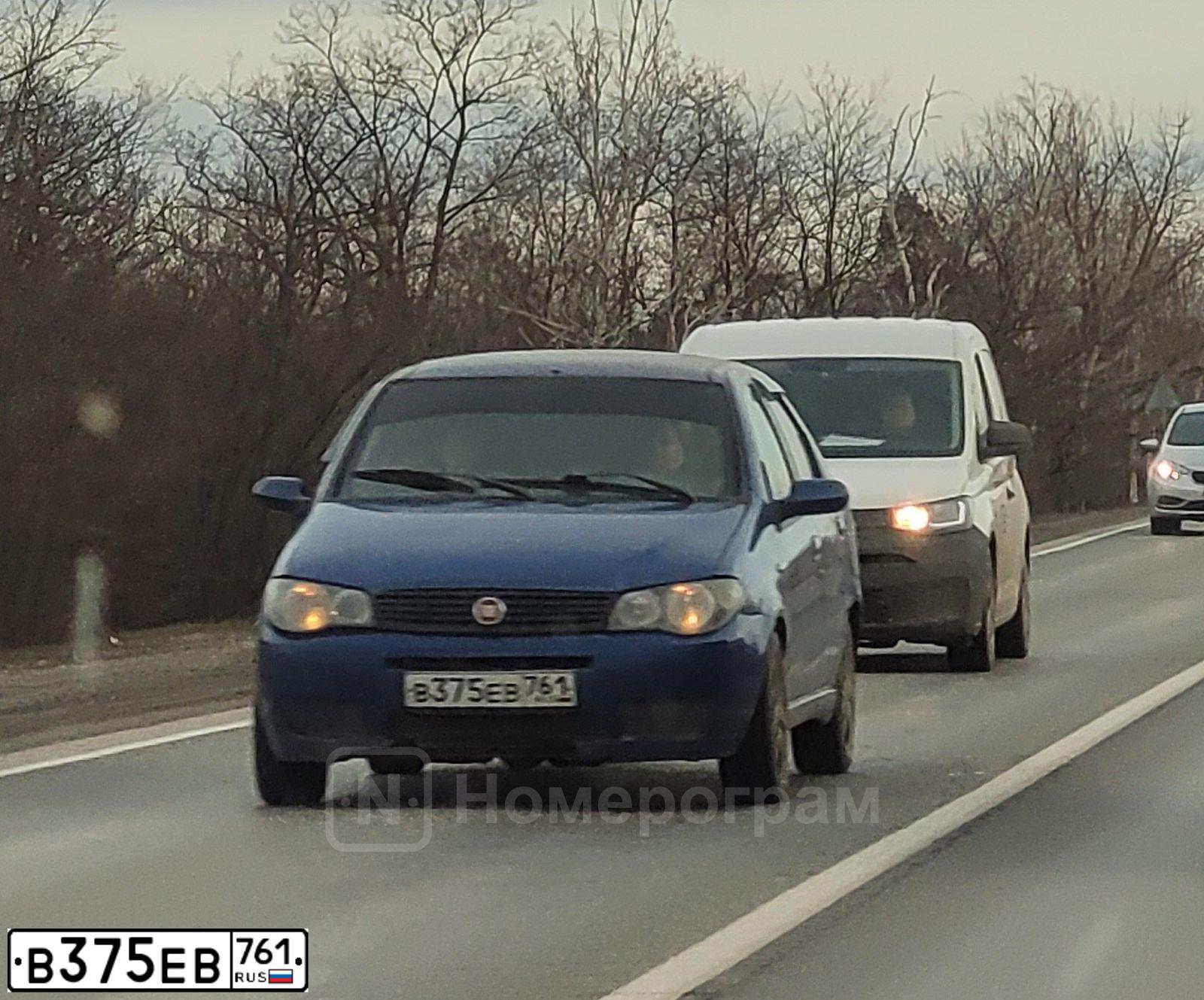 Фото автомобиля FIAT ALBEA, 2008 — госномер В375ЕВ761. Цвет: синий