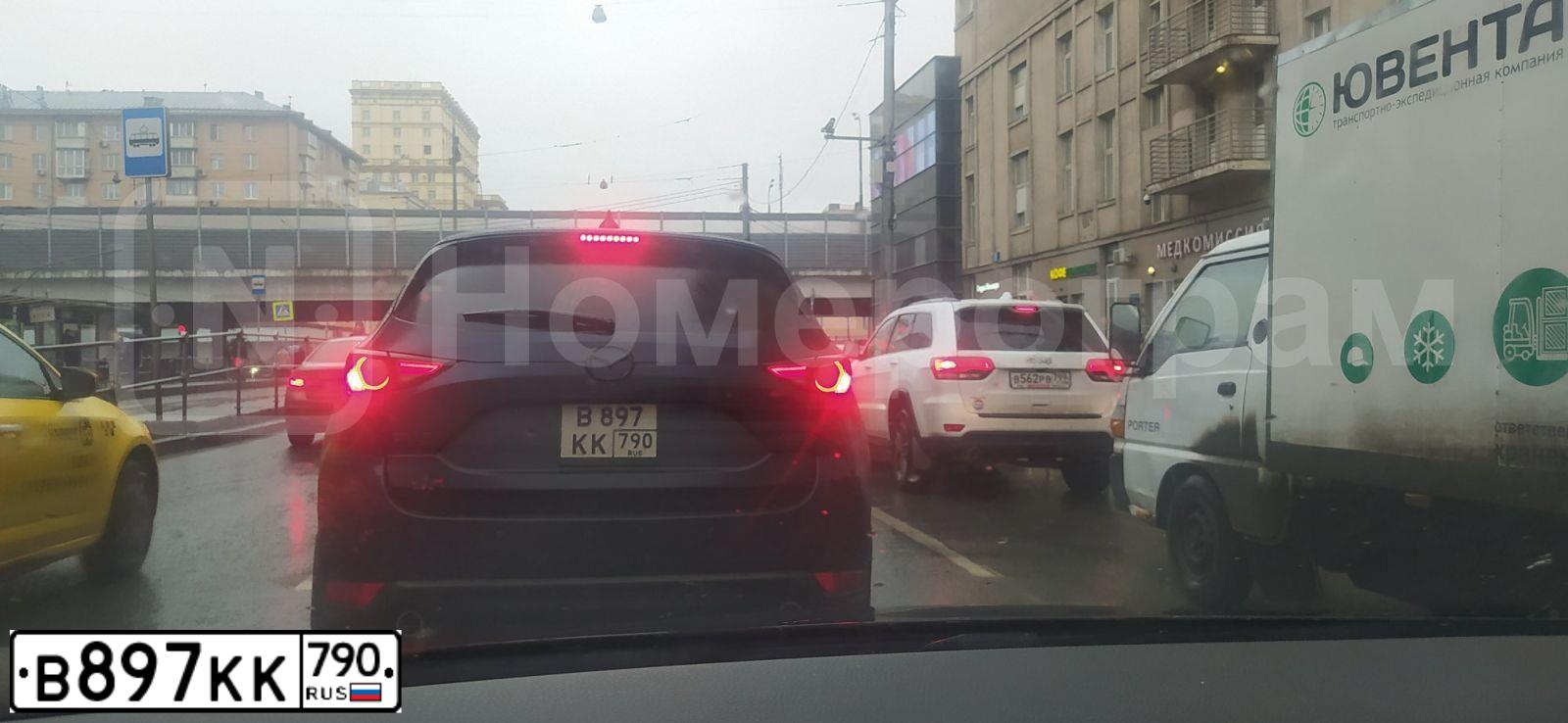 Фото автомобиля MAZDA CX-5, 2019 — госномер В897КК790. Цвет: синий