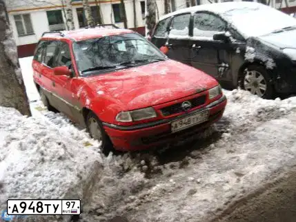Фото автомобиля OPEL ASTRA, 1997 — госномер Р585КУ159