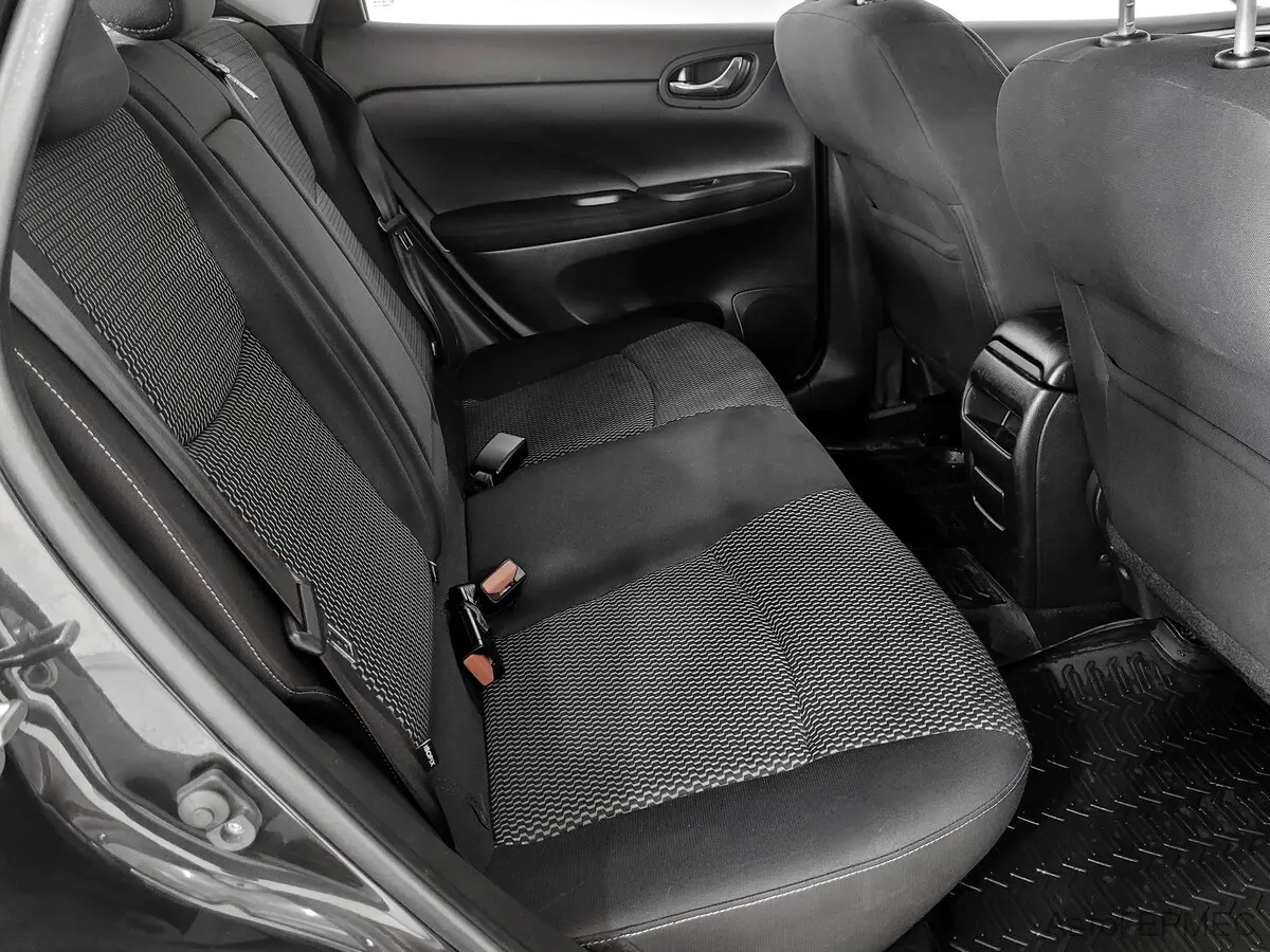 Фото автомобиля NISSAN TIIDA, 2015 — госномер Р261ОР750. Цвет: ЧЕРНЫЙ
