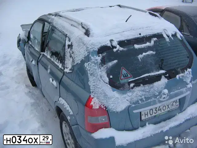 Фото автомобиля HYUNDAI TUCSON, 2008 — госномер К498НЕ35. Цвет: ТЕМНО-ГОЛУБОЙ