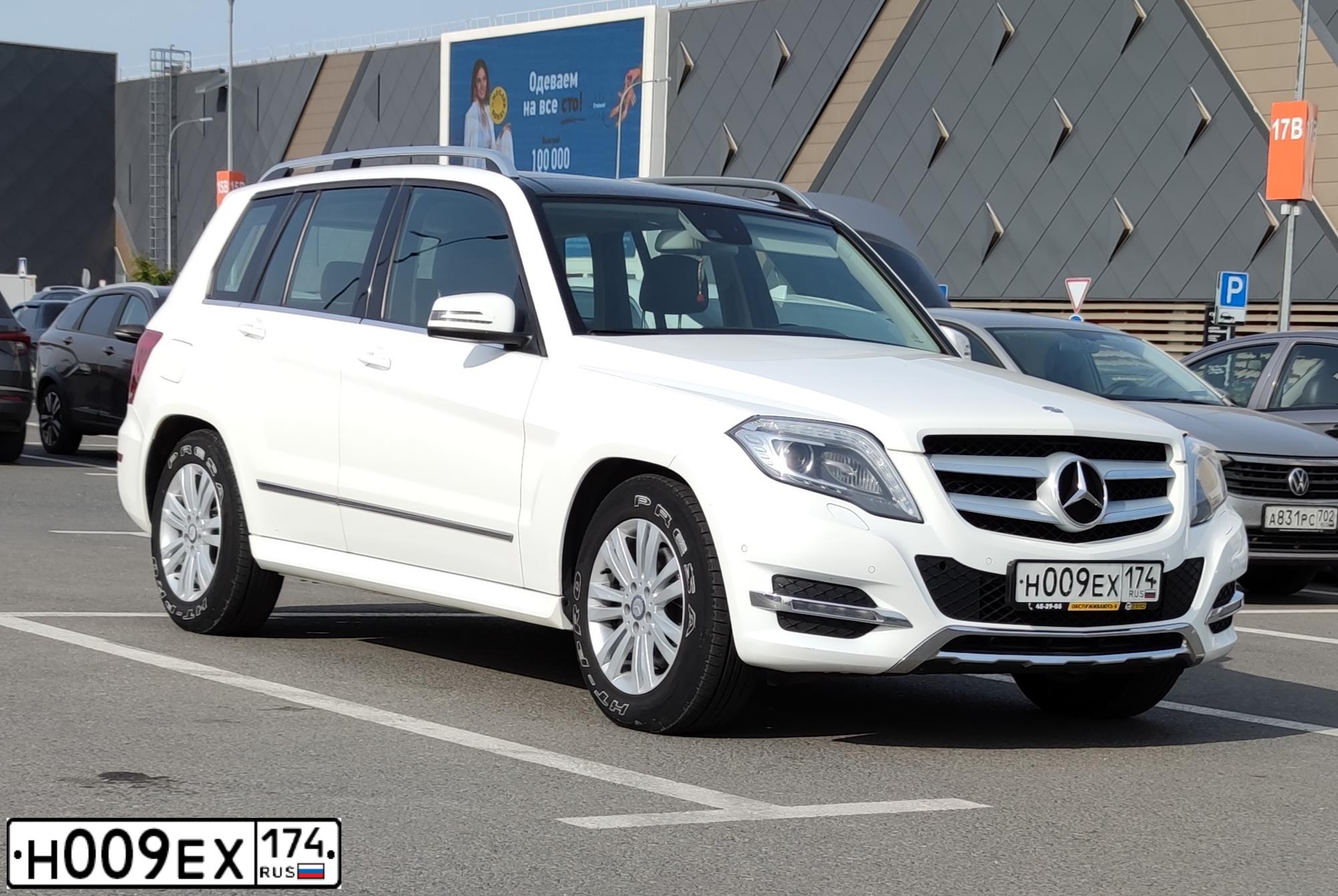 Фото автомобиля MERCEDES GLK-KLASSE, 2012 — госномер М833МТ702. Цвет: Белый
