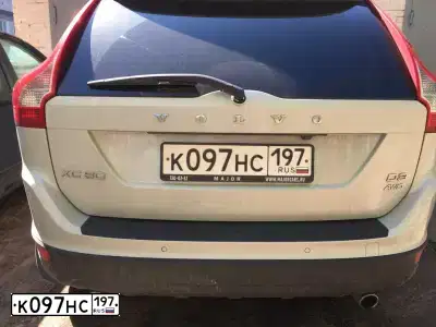 Фото автомобиля VOLVO XC60, 2011 — госномер К097НС197. Цвет: СЕРЫЙ