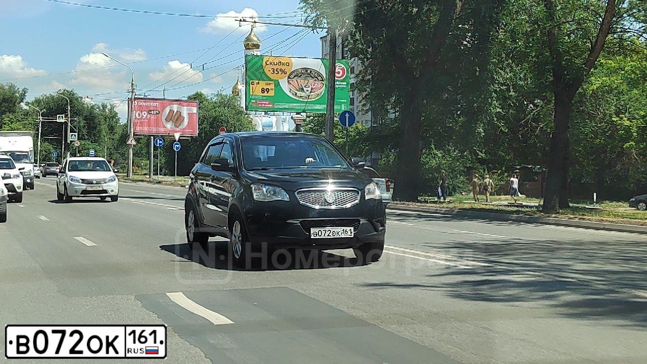 Фото автомобиля SSANGYONG ACTYON, 2012 — госномер В072ОК161. Цвет: ЧЕРНЫЙ