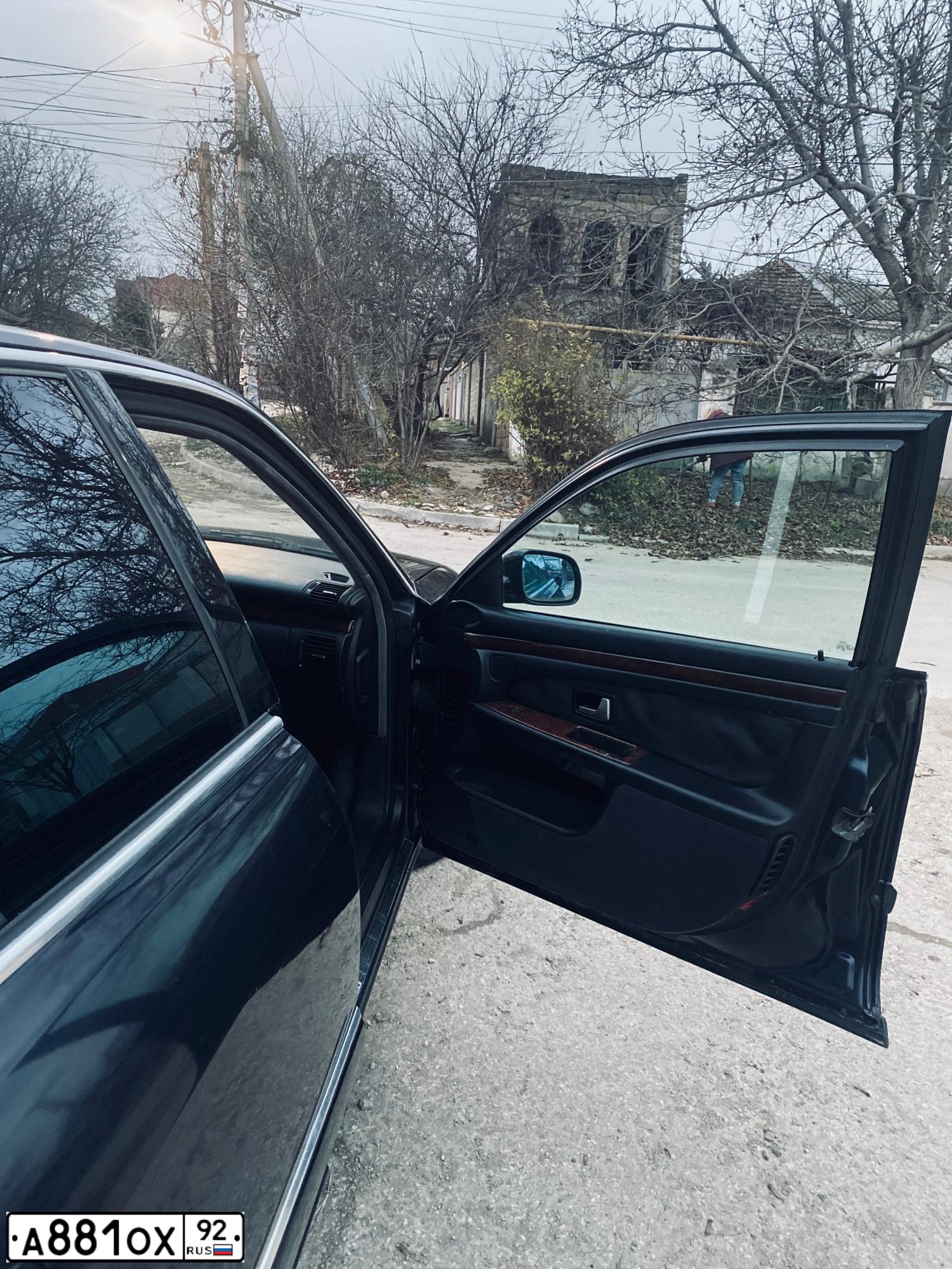 Фото автомобиля AUDI A8, 1998 — госномер А148ХТ92