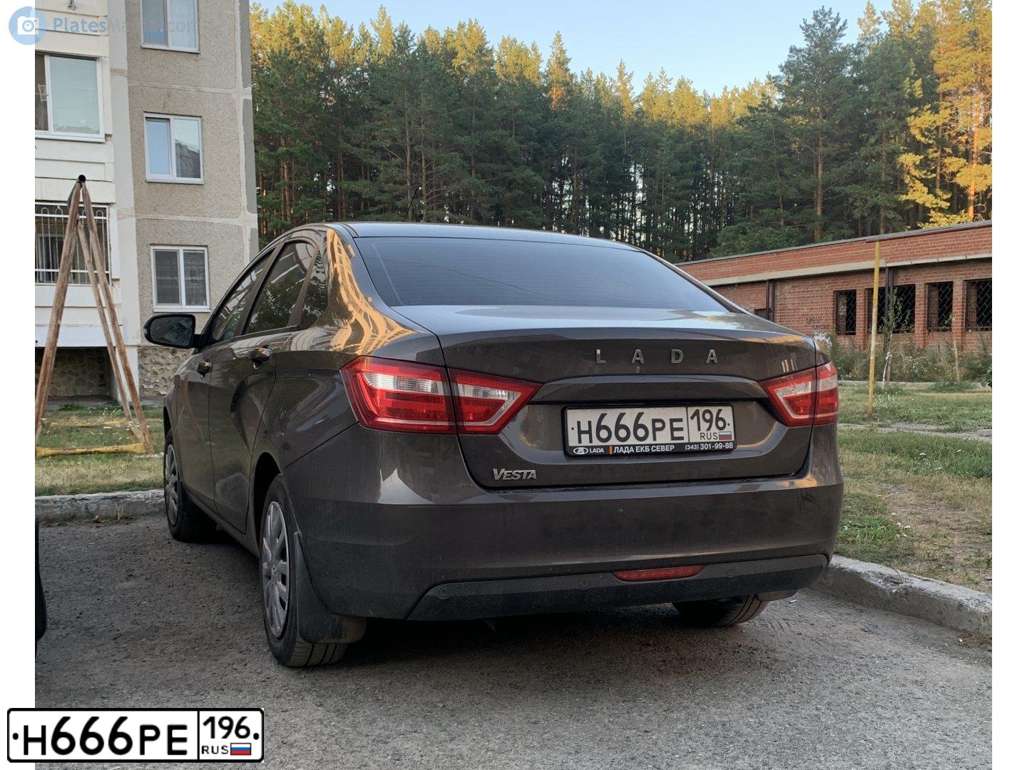Фото автомобиля LADA VESTA, 2021 — госномер С160МУ05. Цвет: Коричневый