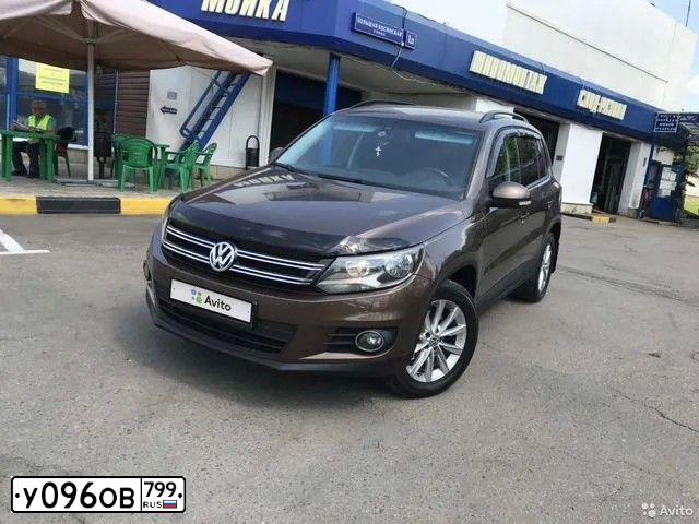 Фото автомобиля VOLKSWAGEN TIGUAN, 2014 — госномер В423МР77