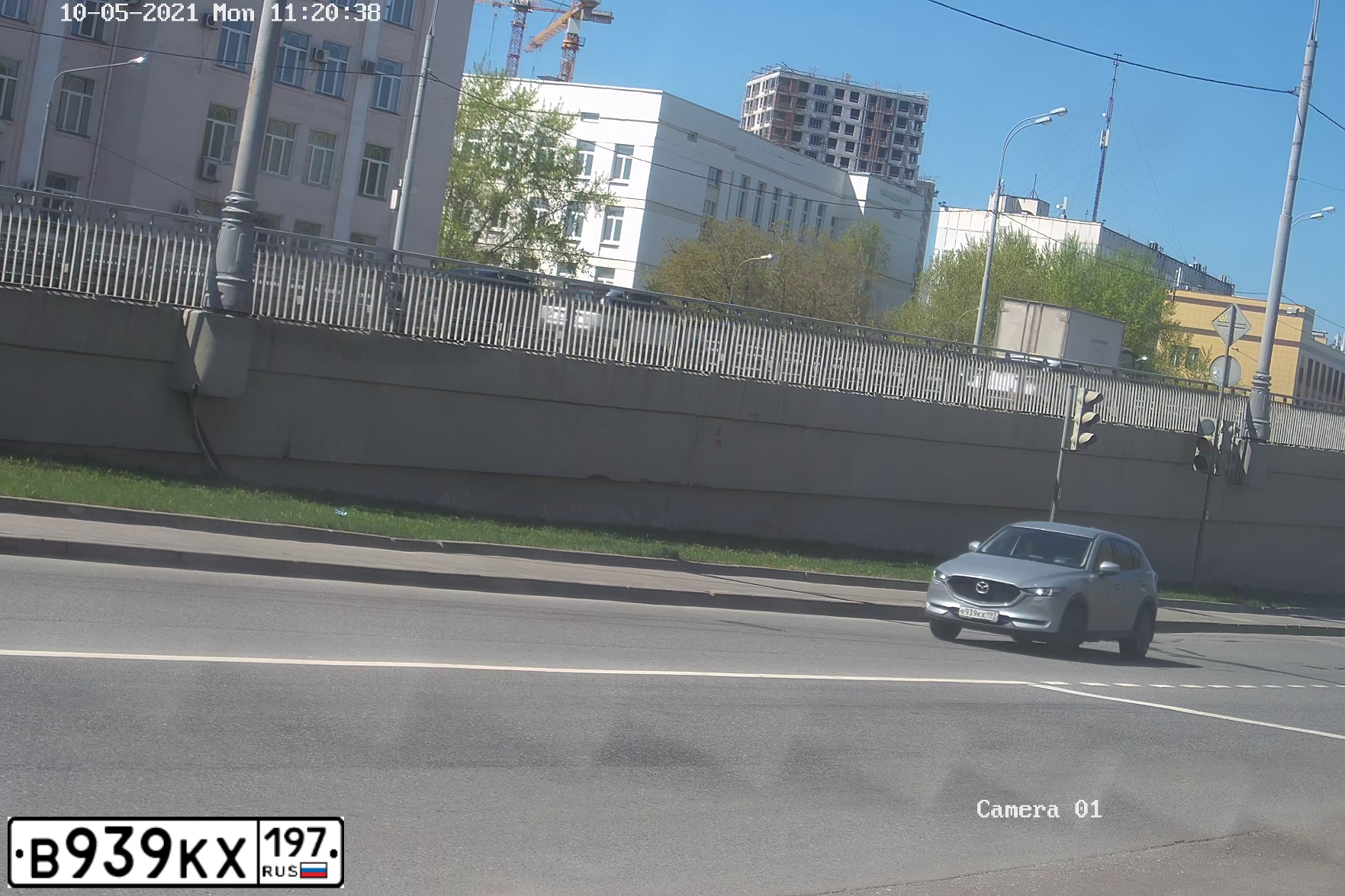Фото автомобиля MITSUBISHI LANCER, 2004 — госномер С672ЕВ790. Цвет: Серебристый