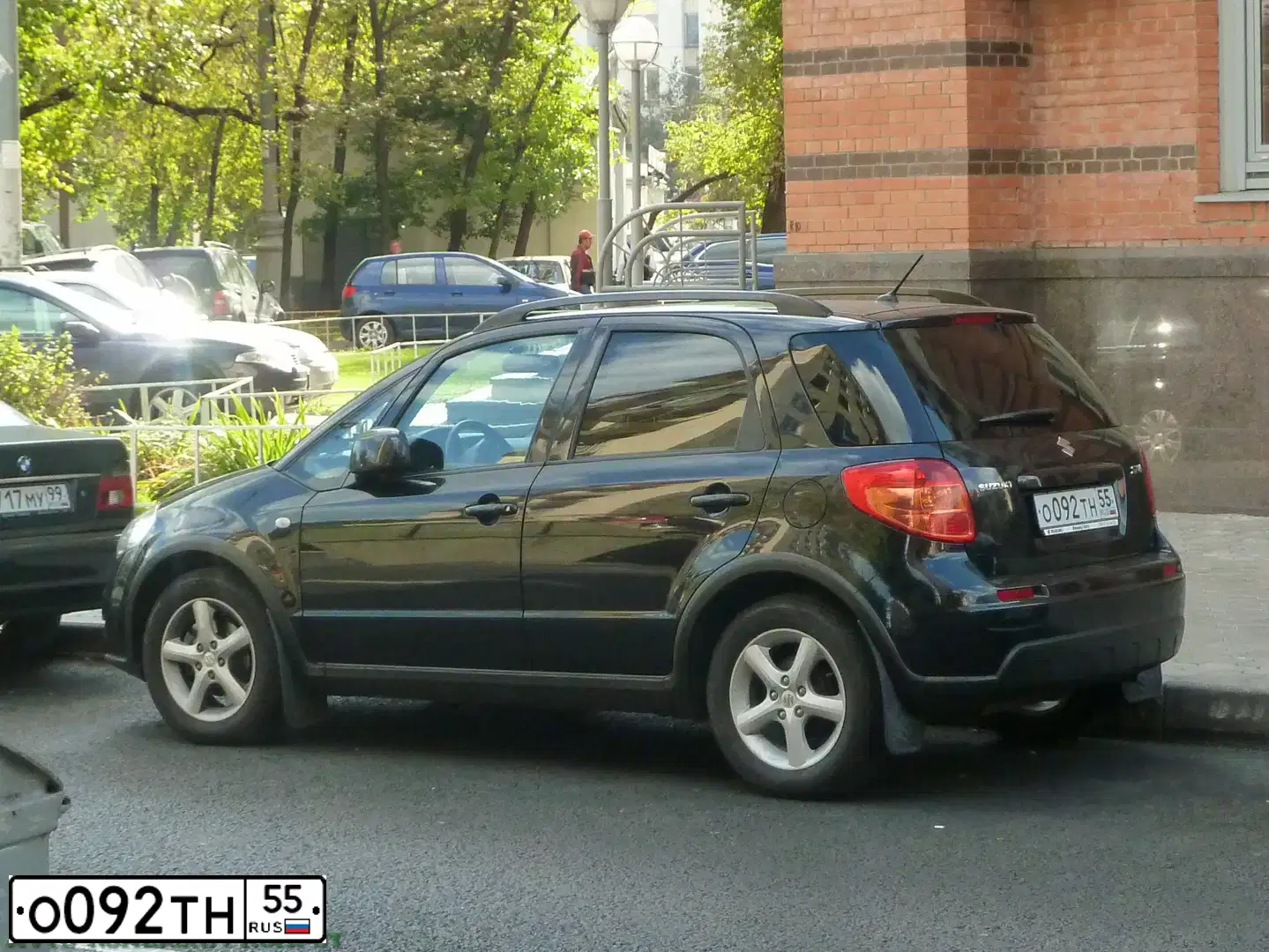 Фото автомобиля SUZUKI SX 4, 2008 — госномер Е641ВК136. Цвет: ЧЕРНЫЙ