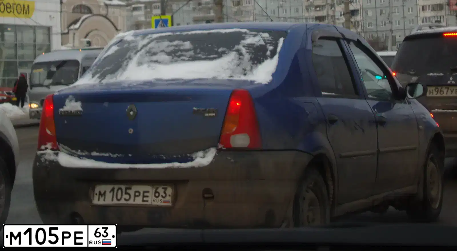 Фото автомобиля RENAULT LOGAN, 2005 — госномер Н701ЕС134. Цвет: синий