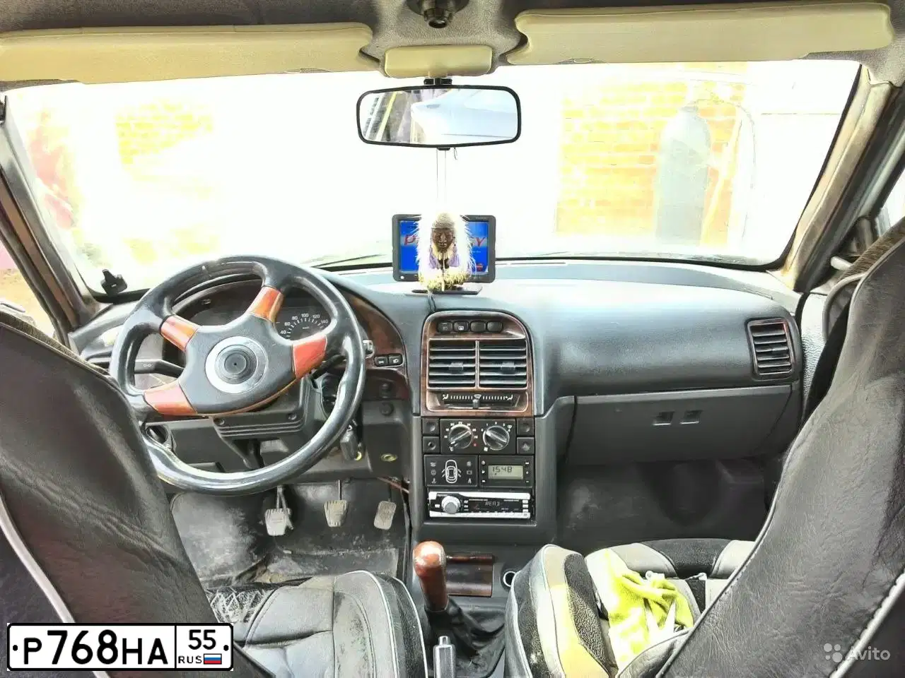 Фото автомобиля LADA 2112 LADA, 2004 — госномер Р768НА55. Цвет: Белый