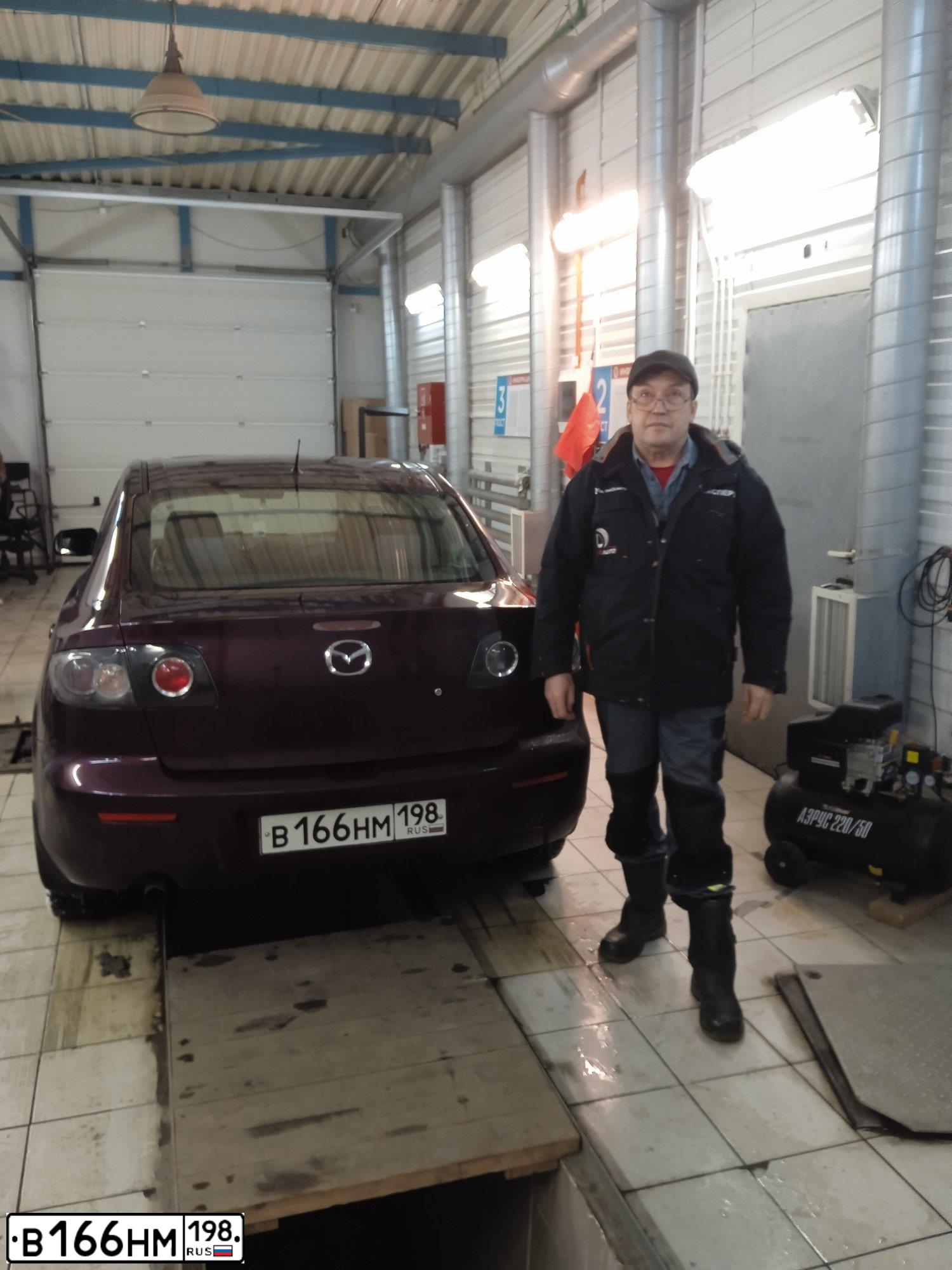 Фото автомобиля MAZDA 3, 2007 — госномер Т024КВ198