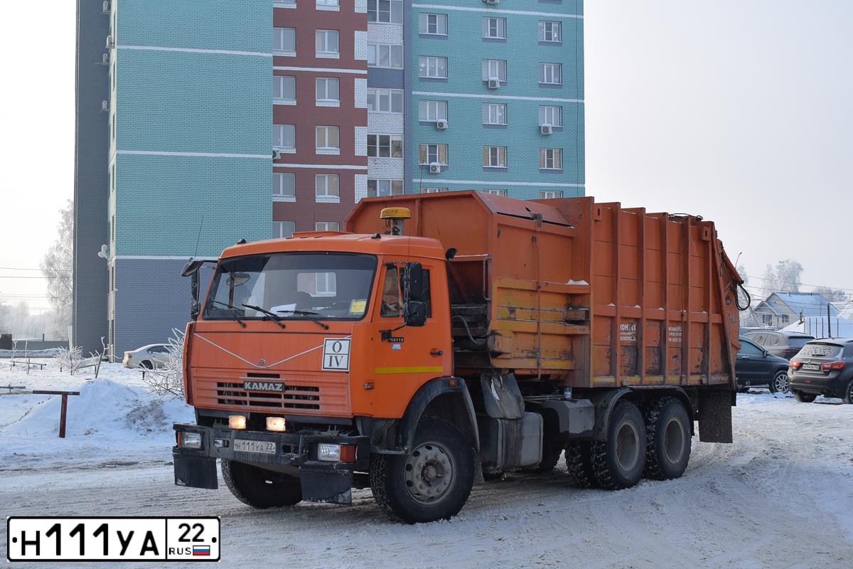 Фото автомобиля KAMAZ 65115 /6X4/, 2013 — госномер Н111УА22. Цвет: Оранжевый
