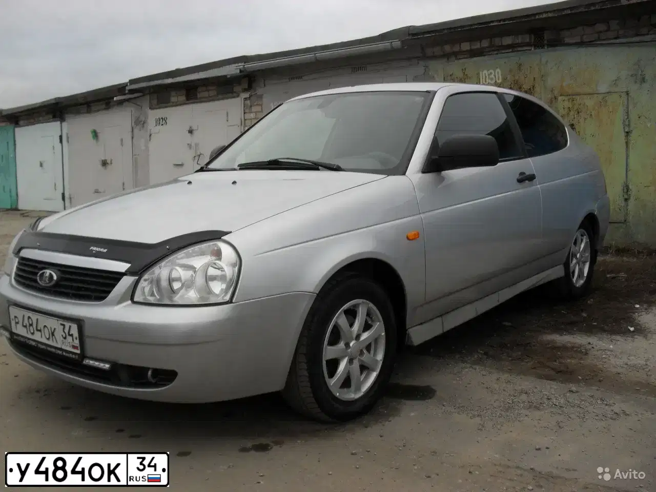 Фото автомобиля LADA 2115 SAMARA, 2006 — госномер Е290АВ134. Цвет: БЕЖЕВЫЙ