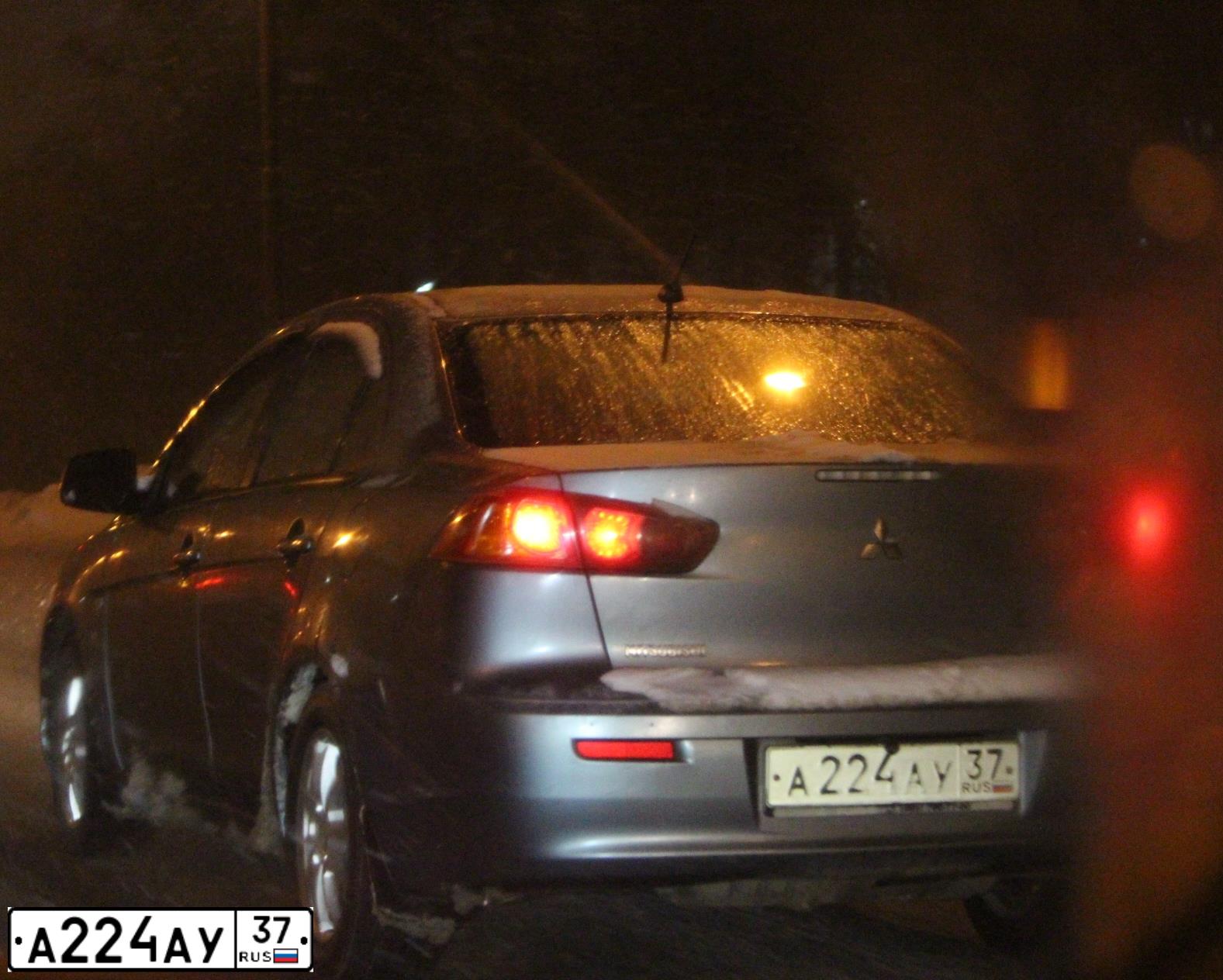 Фото автомобиля MITSUBISHI LANCER, 2007 — госномер А224АУ37. Цвет: СЕРО-ЗЕЛЕНЫЙ