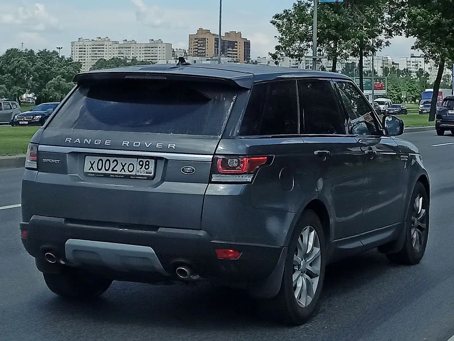 Фото автомобиля KIA SPORTAGE, 2009 — госномер О751ТТ178. Цвет: СЕРЫЙ