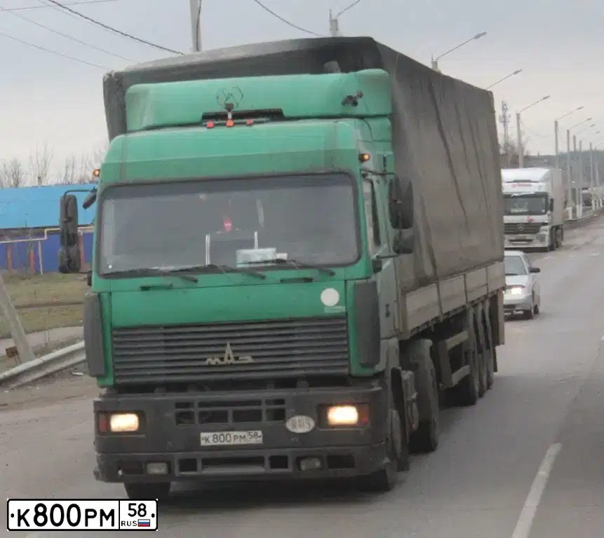 Фото автомобиля MAZ 5440 /4X2/, 2005 — госномер Р214КК05. Цвет: ЗЕЛЕНЫЙ