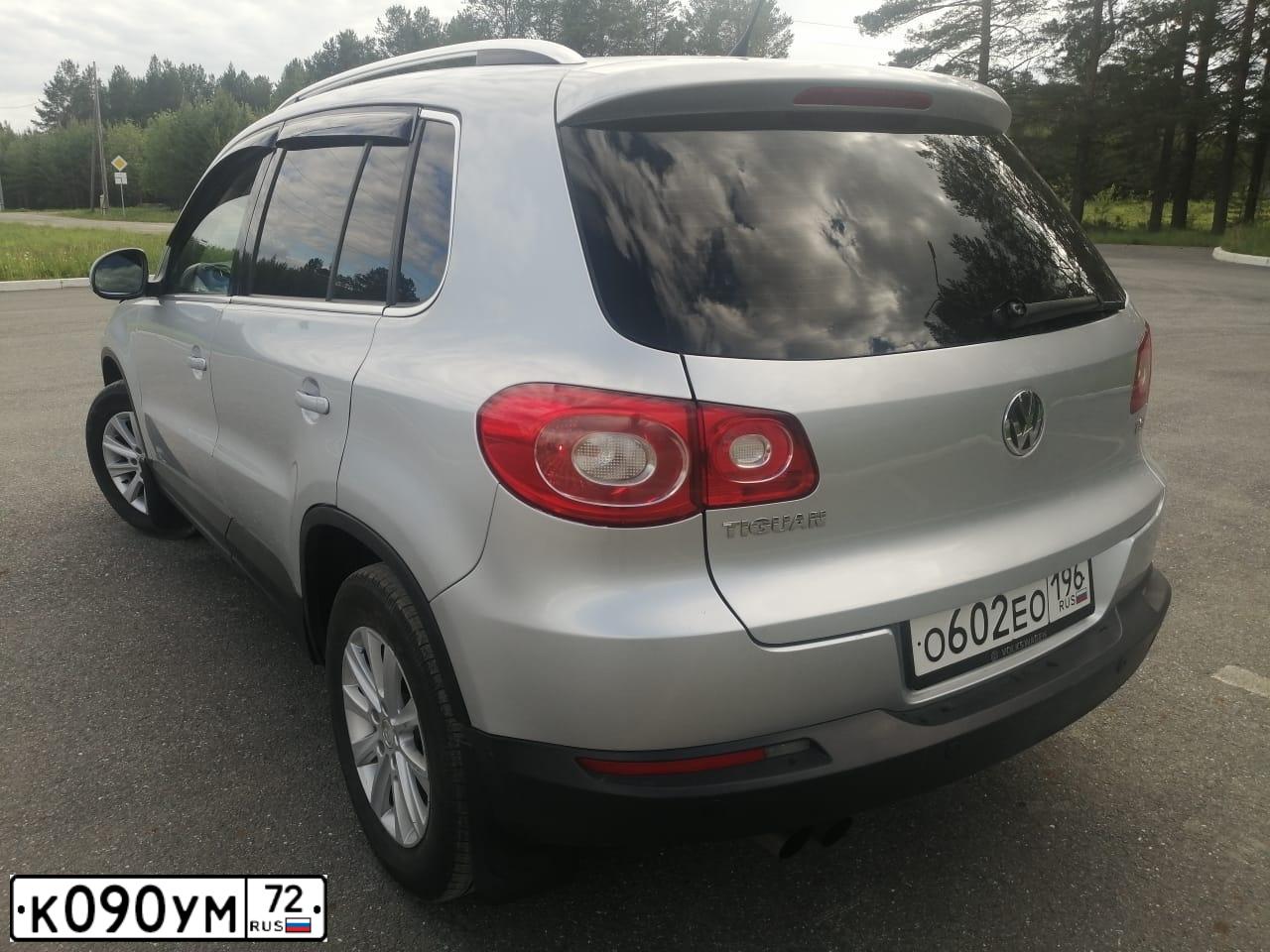 Фото автомобиля TOYOTA AVENSIS, 2007 — госномер К980УЕ154. Цвет: СЕРЕБРИСТЫЙ