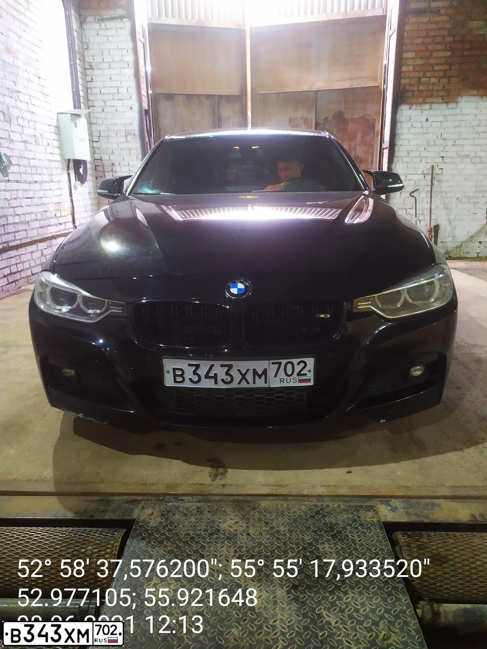 Фото автомобиля BMW SERIE 3, 2014 — госномер В343ХМ702. Цвет: ЧЕРНЫЙ