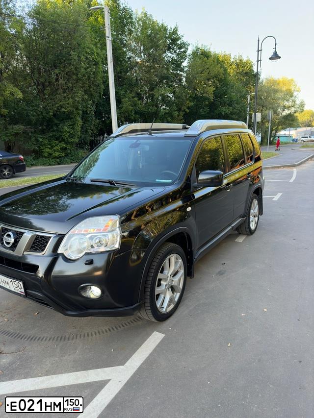 Фото автомобиля TOYOTA LANDCRUISER, 2008 — госномер М138ВТ777. Цвет: ЧЕРНЫЙ
