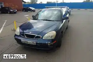 Фото автомобиля DAEWOO NUBIRA, 2000 — госномер О694МР46. Цвет: синий