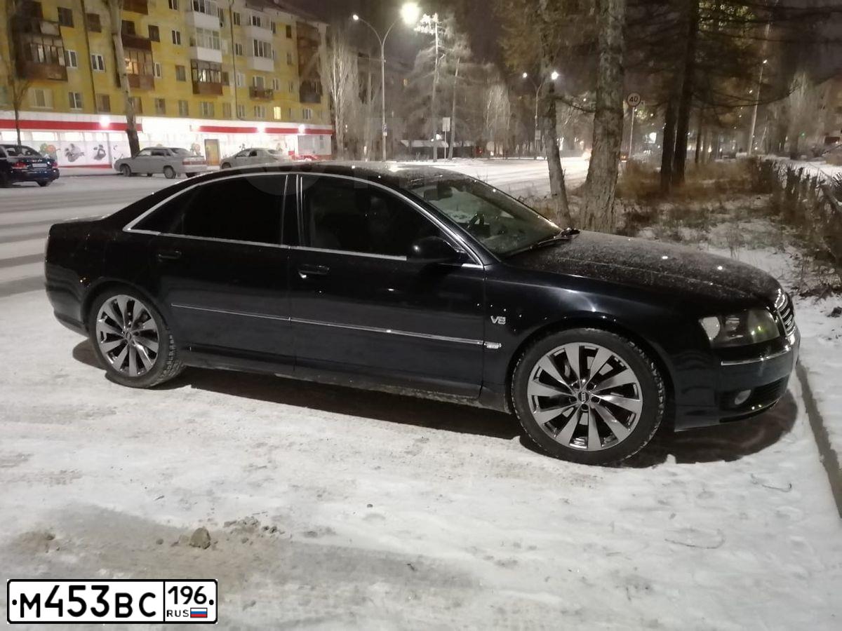 Фото автомобиля AUDI A8, 2002 — госномер А333ХС196. Цвет: ЧЕРНЫЙ