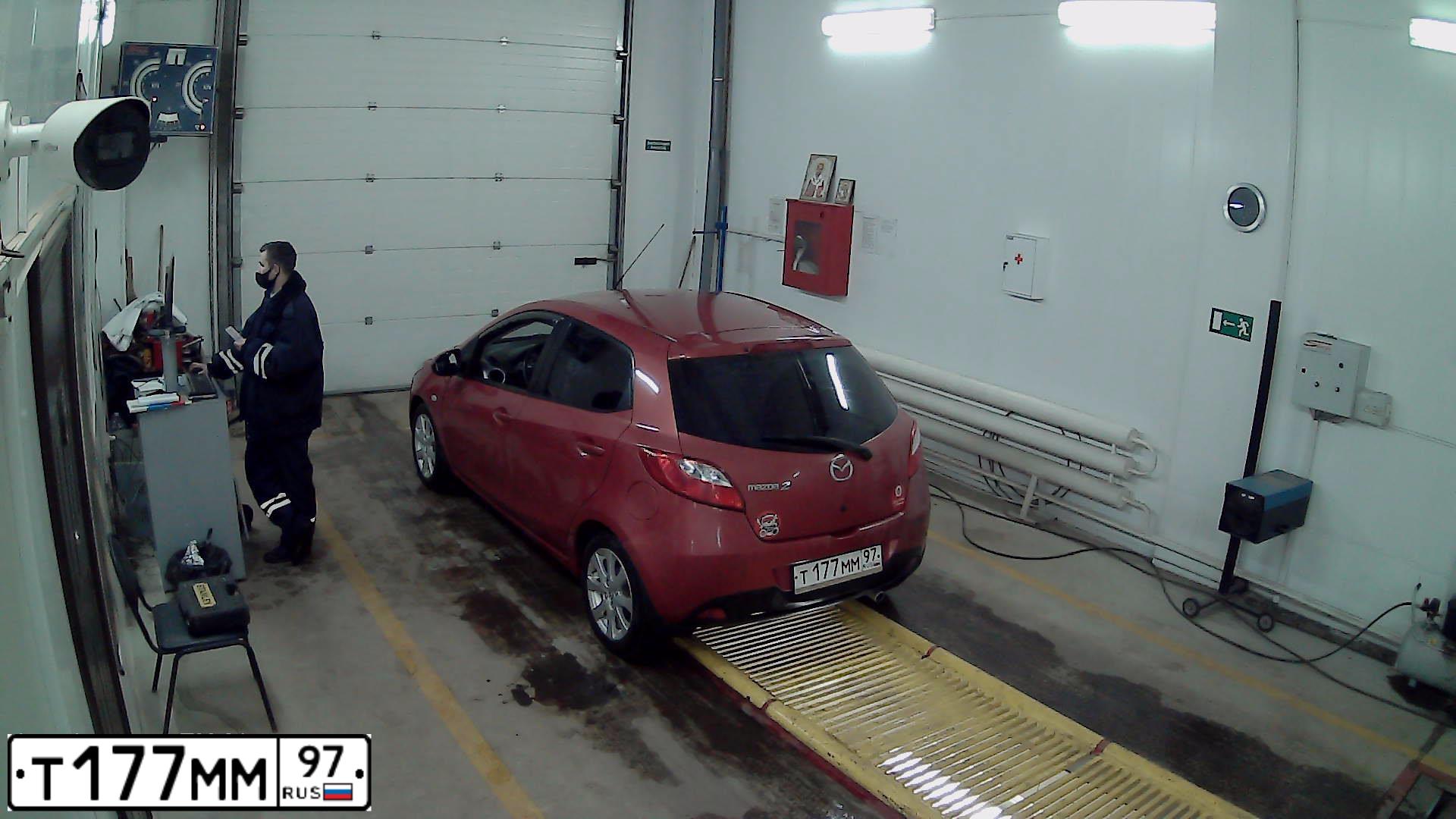 Фото автомобиля FORD FOCUS, 2012 — госномер Т177ММ97. Цвет: ЧЕРНЫЙ