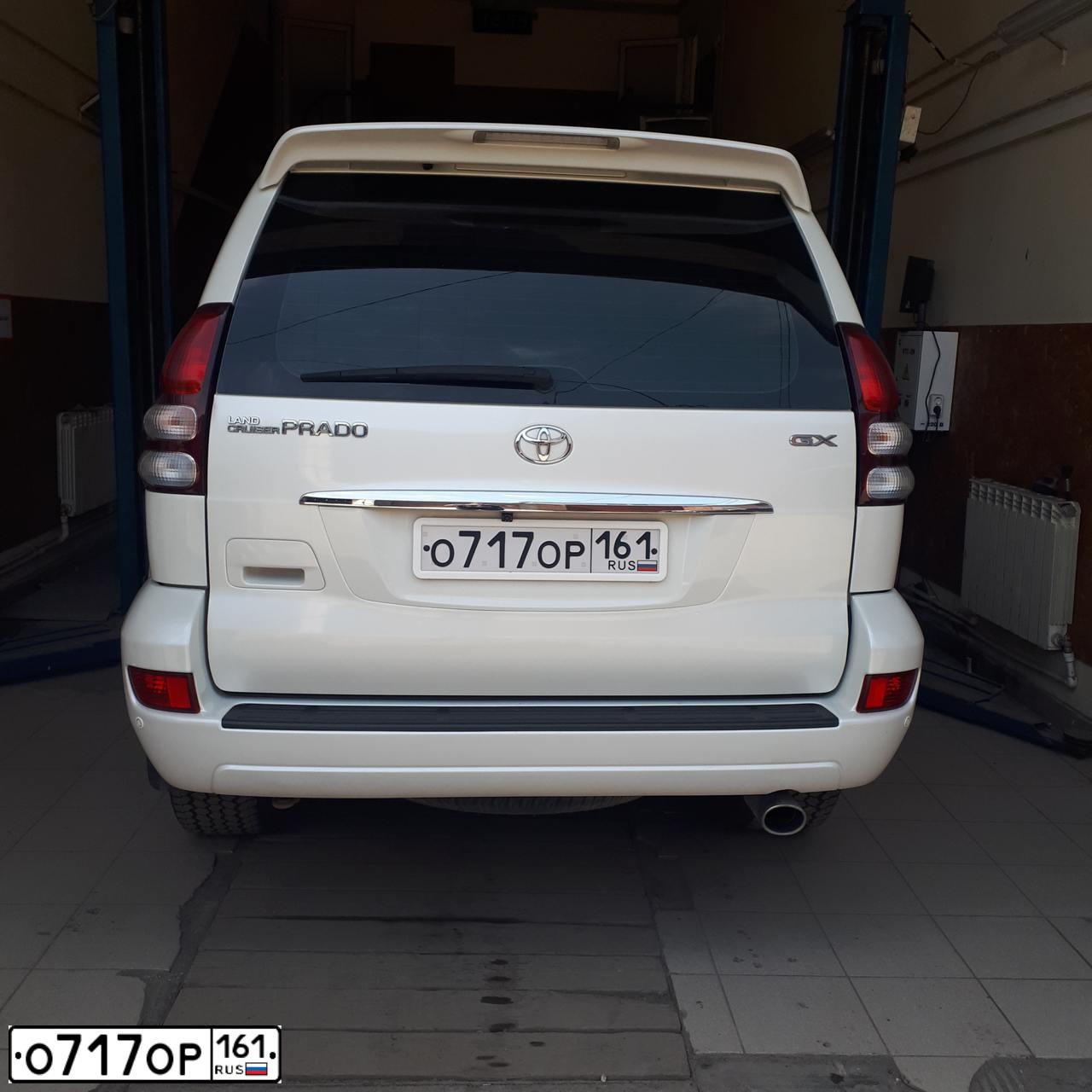 Фото автомобиля TOYOTA LANDCRUISER, 2007 — госномер О717ОР16. Цвет: БЕЛЫЙ