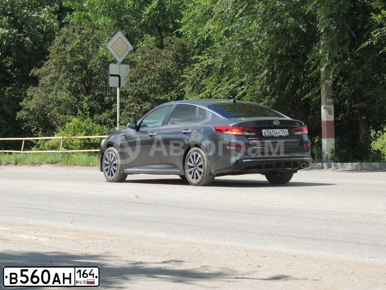 Фото автомобиля KIA MAGENTIS / OPTIMA, 2018 — госномер В560АН164. Цвет: СЕРЫЙ