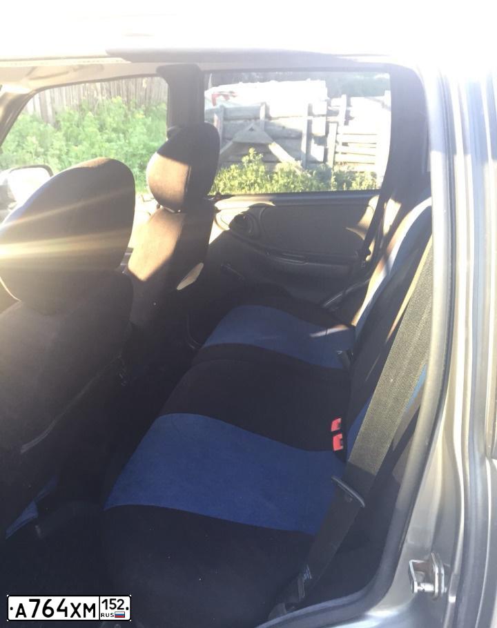 Фото автомобиля CHEVROLET NIVA, 2010 — госномер А764ХМ152. Цвет: СЕРО-КОРИЧНЕВЫЙ