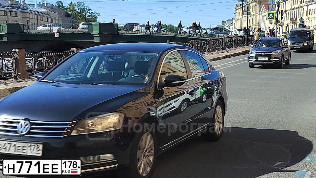 Фото автомобиля MITSUBISHI LANCER, 2007 — госномер Н771ЕЕ178. Цвет: КРАСНЫЙ