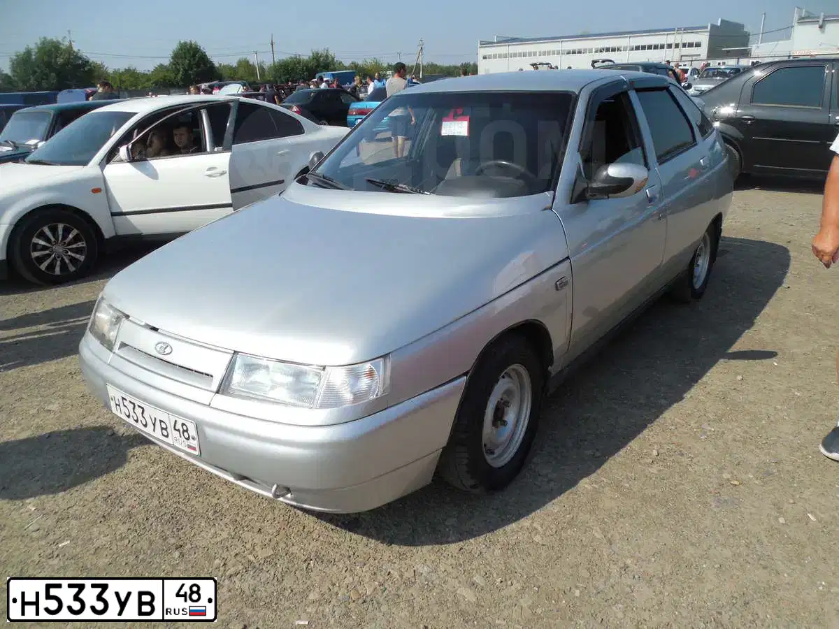Фото автомобиля LADA 2112, 2006 — госномер Н533УВ48