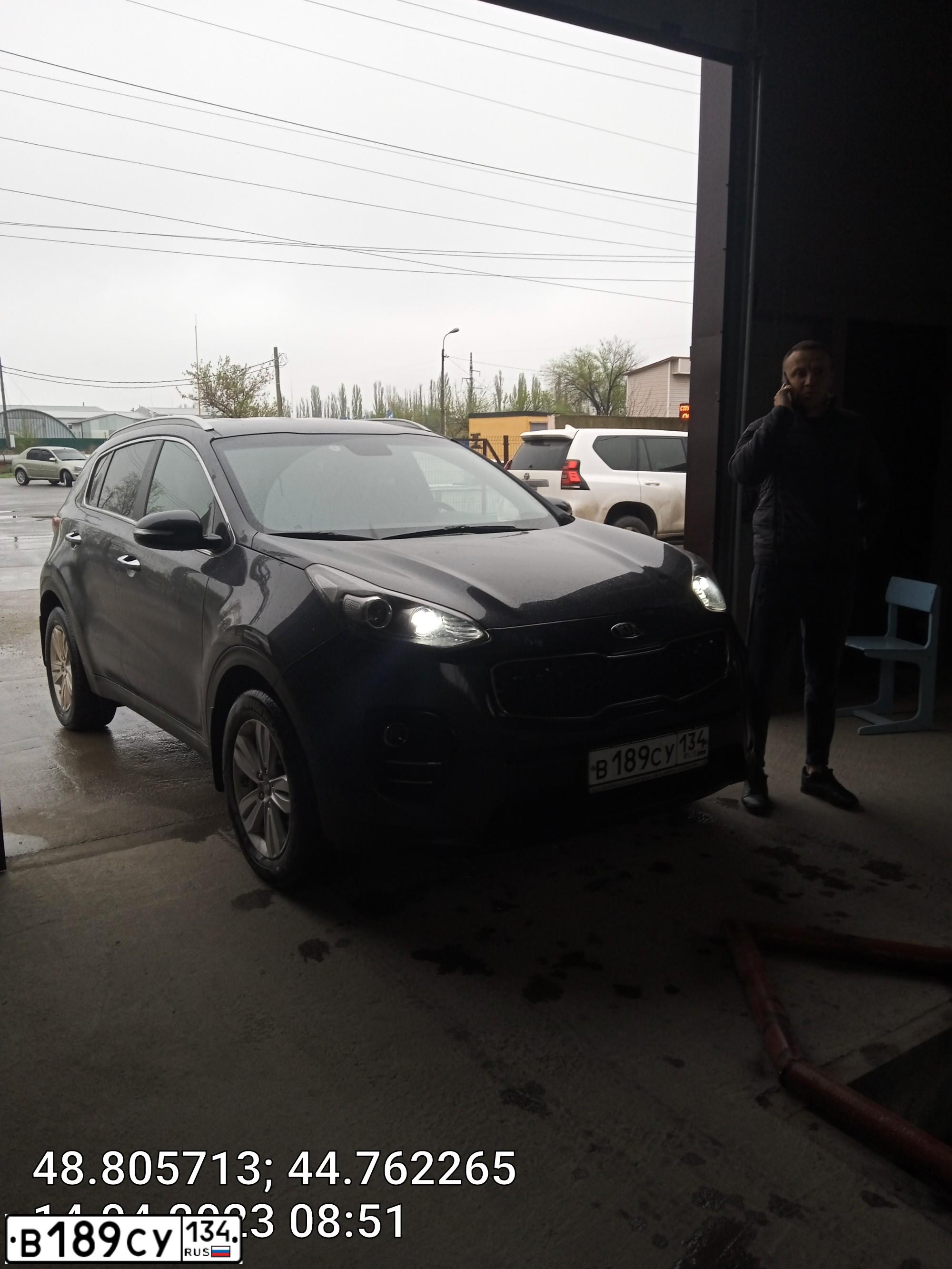 Фото автомобиля KIA SPORTAGE, 2016 — госномер В189СУ134. Цвет: Серый