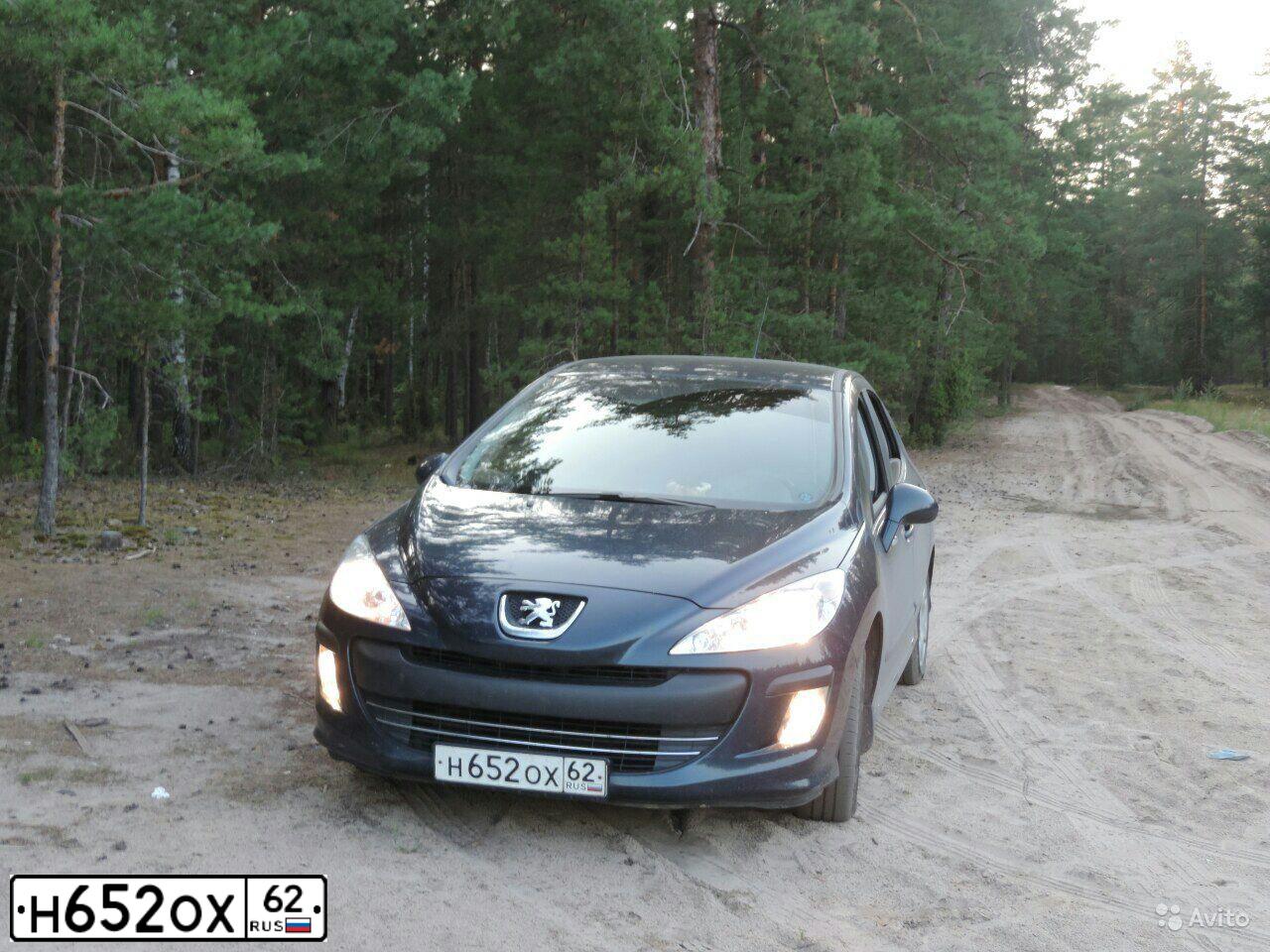 Фото автомобиля PEUGEOT 308, 2010 — госномер Н652ОХ62. Цвет: синий