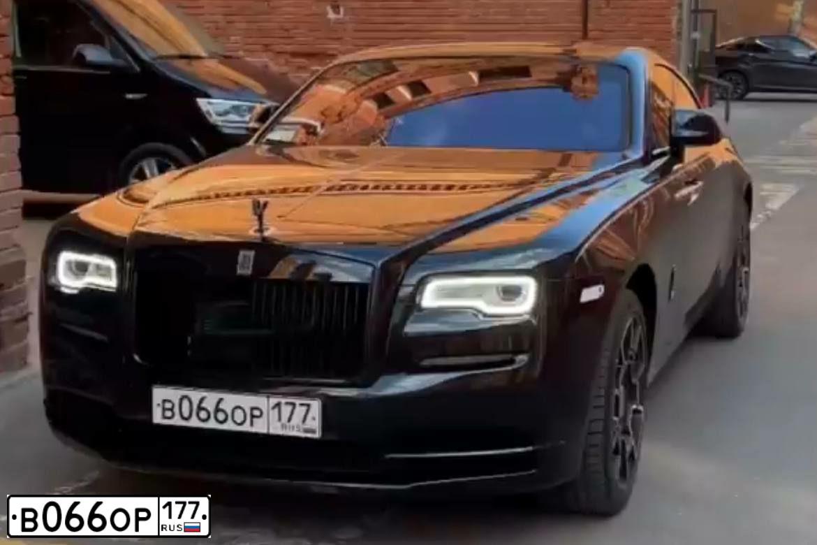 Фото автомобиля CHEVROLET ORLANDO, 2012 — госномер А852СЕ750. Цвет: БЕЛЫЙ
