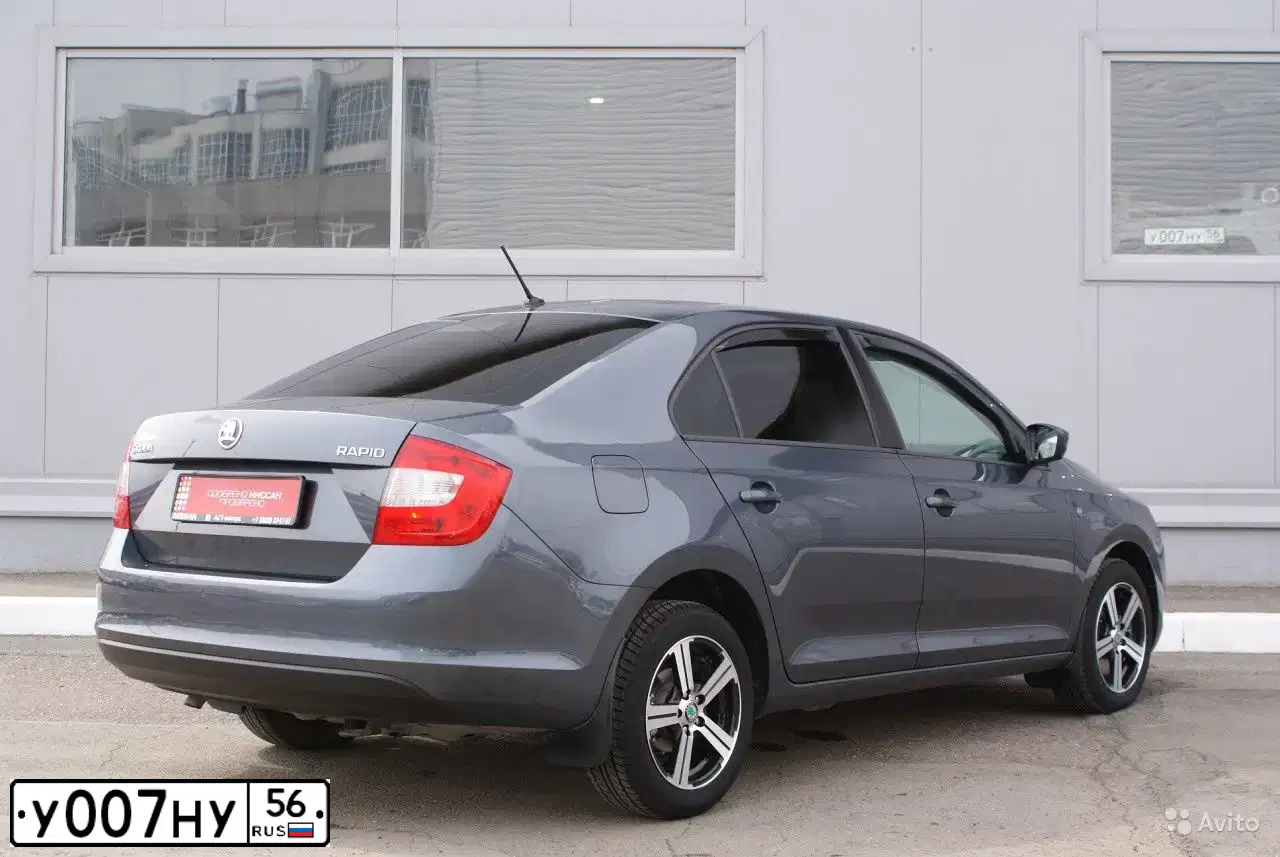 Фото автомобиля NISSAN X-TRAIL, 2011 — госномер Т007ВН56. Цвет: БЕЛЫЙ