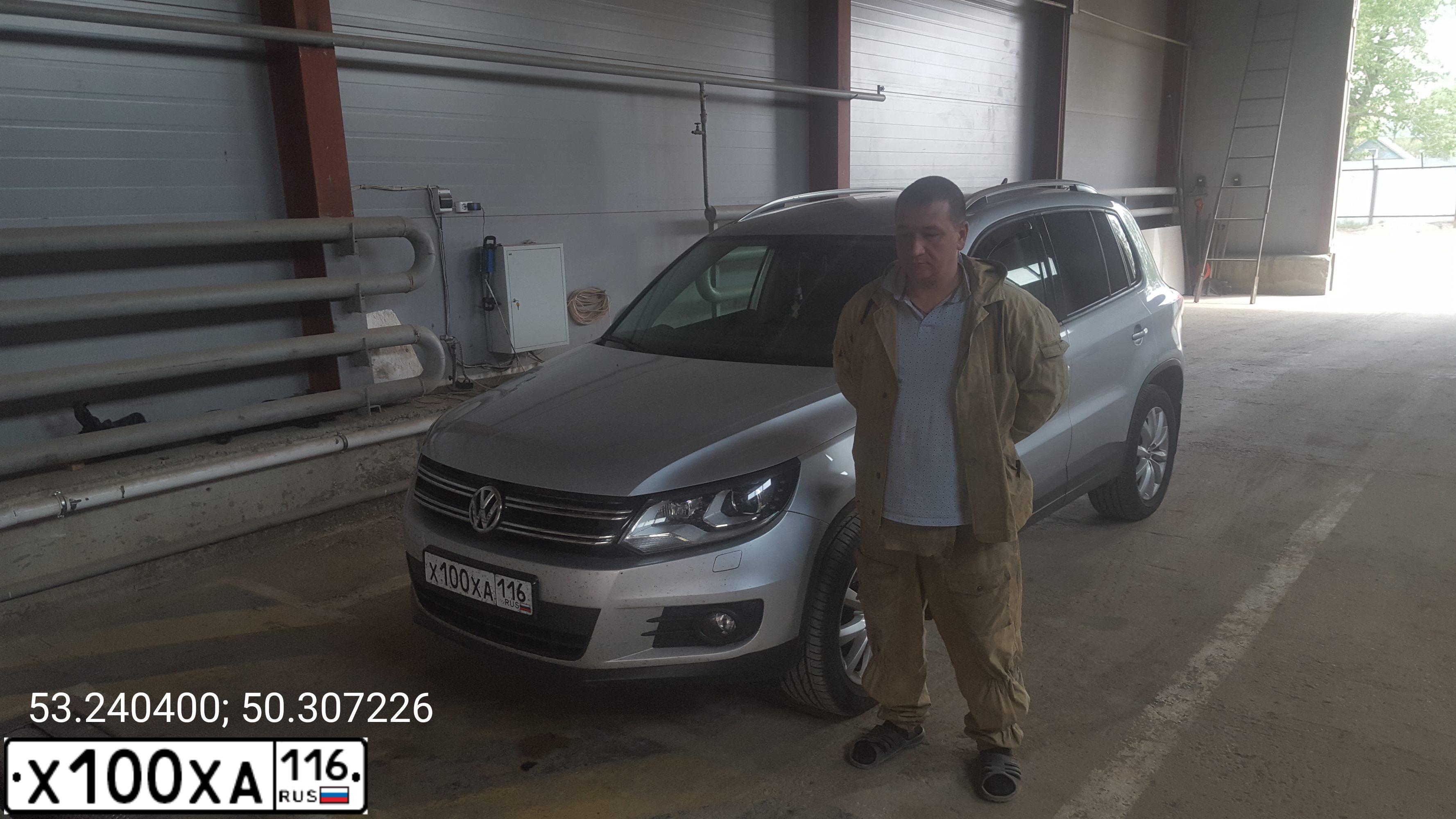 Фото автомобиля VOLKSWAGEN TIGUAN, 2016 — госномер К585СМ763. Цвет: СЕРЕБРИСТЫЙ